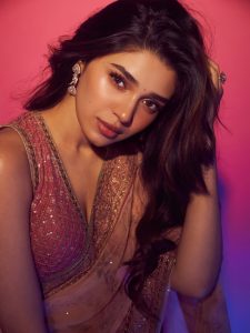 #KrithiShetty #Uppena #VaaVaathiyaar #ARM #SouthIndianActress #Tollywood #Kollywood #KrithiShettyFans #TrendingPhotos