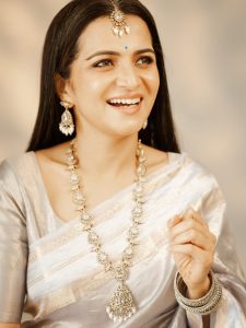 #DD #Divyadharshini #DDPongal #TamilVJ #SareeLove #Pongal2026 #ViralPhotos #DDFanPage