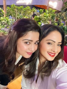 த்ரிஷா, சார்மி கவுர், நிகிஷா படேல், சினிமா செய்திகள், வைரல் போட்டோ, Trisha Krishnan, Charmme Kaur, Nikesha Patel, Celebrity Friendship, Viral Post.