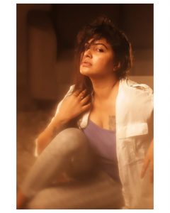 rachitha-mahalakshmi-latest-hot-photoshoot-viral-gallery