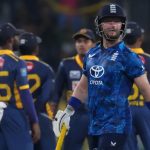 ஜம்மு காஷ்மீரில் இராணுவ வாகனம் விபத்து – 10 வீரர்கள் உயிரிழப்பு