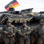 ஜனாதிபதி செயலகத்திற்கு அருகில் பதற்றம் – போராட்டக்காரர்கள், பொலிஸார் இடையே தர்க்கம்