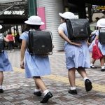 நம்பிக்கையில்லாப் பிரேரணையில் கைச்சாத்திட்டார் சஜித்!