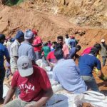 இந்தியா – பாகிஸ்தான் எல்லையில் ஏகே-47 உள்ளிட்ட துப்பாக்கிகள் கண்டெடுப்பு