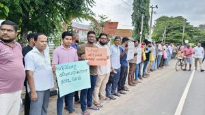 #Trincomalee #Protest #StreetVendors #SriLankaNews #TrincomaleeProtest #Trinco #LocalBusiness #TamilNews #BreakingNews #திருகோணமலை #ஆர்ப்பாட்டம் #வீதியோரவியாபாரிகள்