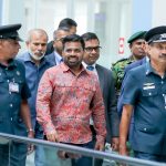 பிரதமராக பதவியேற்றார் தாரிக் ரஹ்மான்