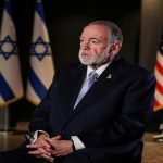 பிரித்தானியாவில் மாணவர் கடன் வட்டி விகிதம் குறைப்பு – அரசியல் மோதல் தீவிரம்