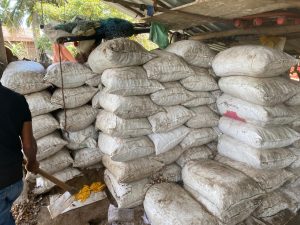 #BreakingNews #TrincomaleeNews #Kinniya #PoliceRaid #IllegalOysterFactory #info4tamils #iftamil #TamilNewsToday #திருகோணமலை #கிண்ணியா #அதிரடி