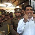 அமெரிக்க ஜனாதிபதியின் உருவம் பொறிக்கப்பட்ட தங்க நாணயம் வெளியீடு