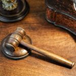 ஹார்மூஸ் நீரிணை முற்றுகை – வீழ்ச்சியடையும் டொலர், சீன யுவான் நாணய பெறுமதி உயர்வு!