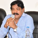 நோட்ர டேம் தேவாலயத்தின் ஜன்னல்களை நவீனமாக மாற்றும் நடவடிக்கைக்கு எதிர்ப்பு!