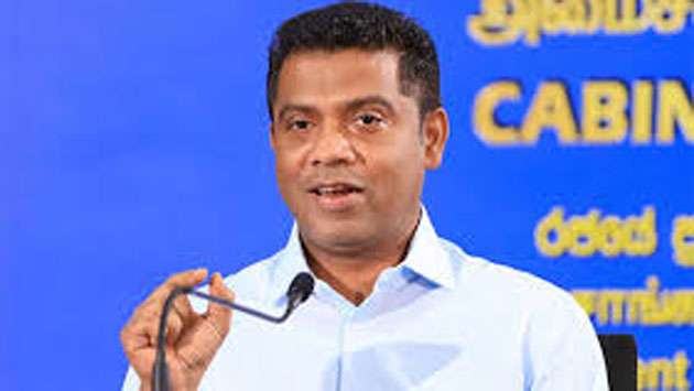 சவூதி அரேபியாவில் மரண தண்டனை விதிக்கப்பட்டுள்ள சிவராசா அனோஜனை காப்பாற்றுவதற்காக அனைத்து நடவடிக்கைகளையும் அரசாங்கம் மேற்கொள்ளும் என்று அமைச்சரவைப் பேச்சாளரும், அமைச்சருமான நளிந்த ஜயதிஸ்ஸ தெரிவித்துள்ளார்.