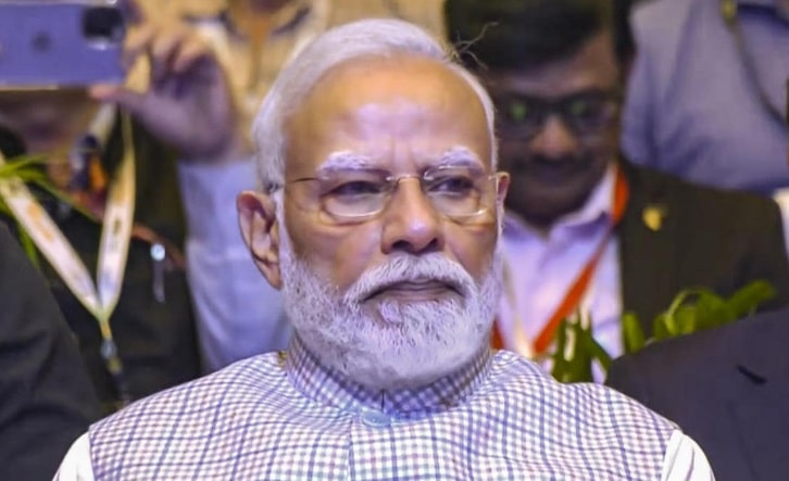 டெல்லி யஷோபூமியில் (Yashobhoomi) நடைபெற்ற 10-வது 'இந்திய மொபைல் காங்கிரஸ் 2026' (India Mobile Congress - IMC 2026) மாநாட்டைப் பிரதமர் நரேந்திர மோடி இன்று (08) தொடக்கி வைத்தார்.