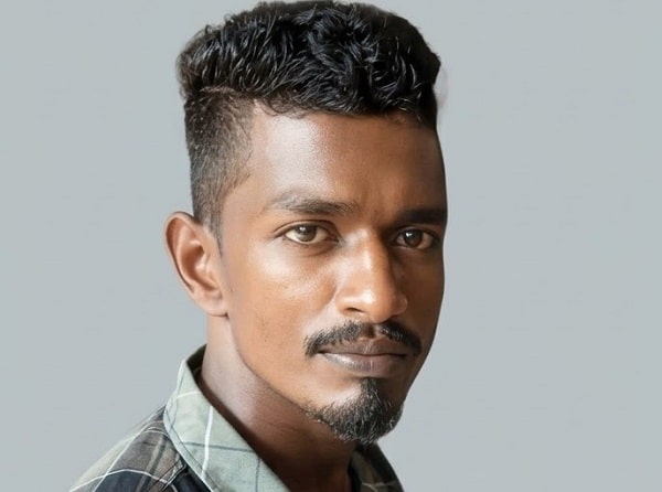 வவுனியா, செட்டிகுளம் - மெனிக்பாம் பகுதியில் இடம்பெற்ற வாகன விபத்தில் இளைஞர் ஒருவர் சம்பவ இடத்திலேயே உயிரிழந்துள்ளார் என்று செட்டிகுளம் பொலிஸார் தெரிவித்துள்ளனர்.