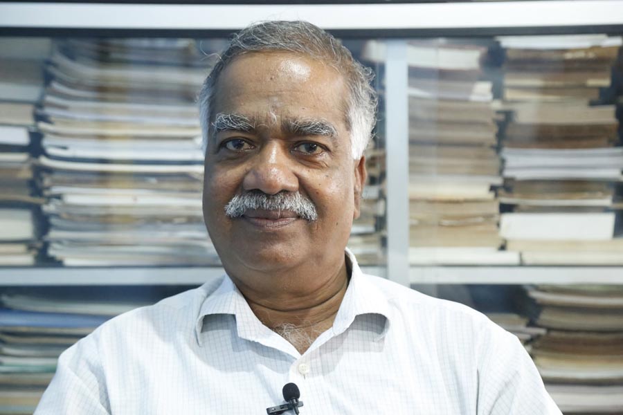 தமிழ்த் தேசிய, சிவில் சமூக செயற்பாட்டாளரான சி.அ.யோதிலிங்கம் நேற்றிரவு யாழ்ப்பாணம் வைத்தியசாலையில் காலமானார்.